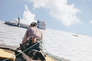 technicien intervention toiture shingles